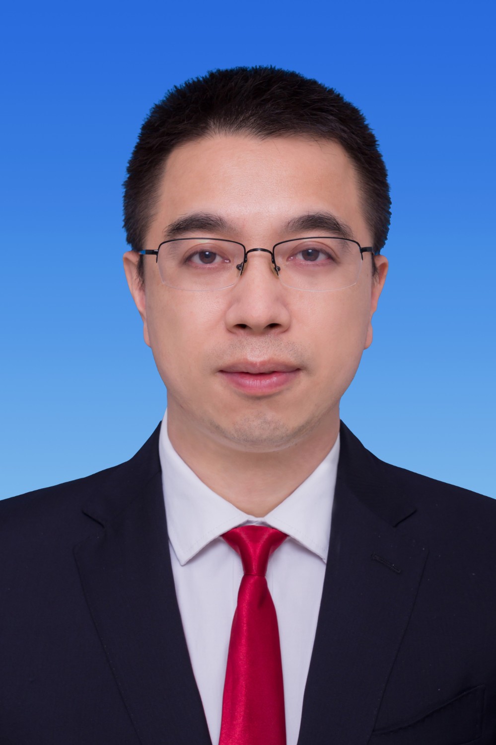 党委委员、副院长 程坚