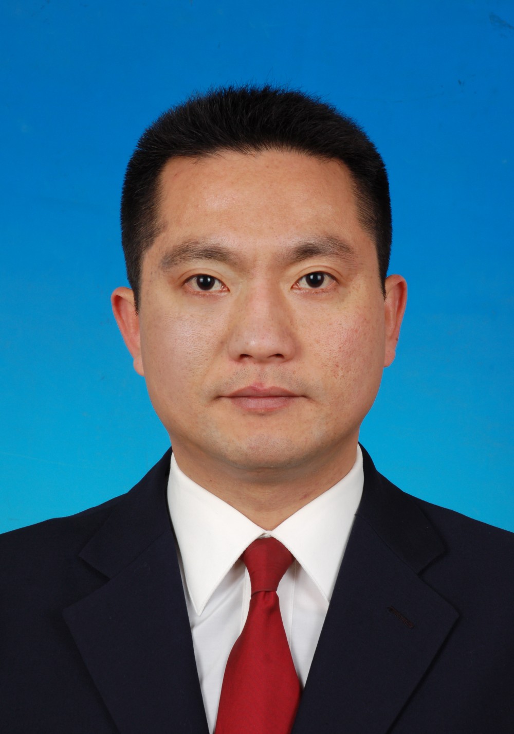 党委书记 费伦