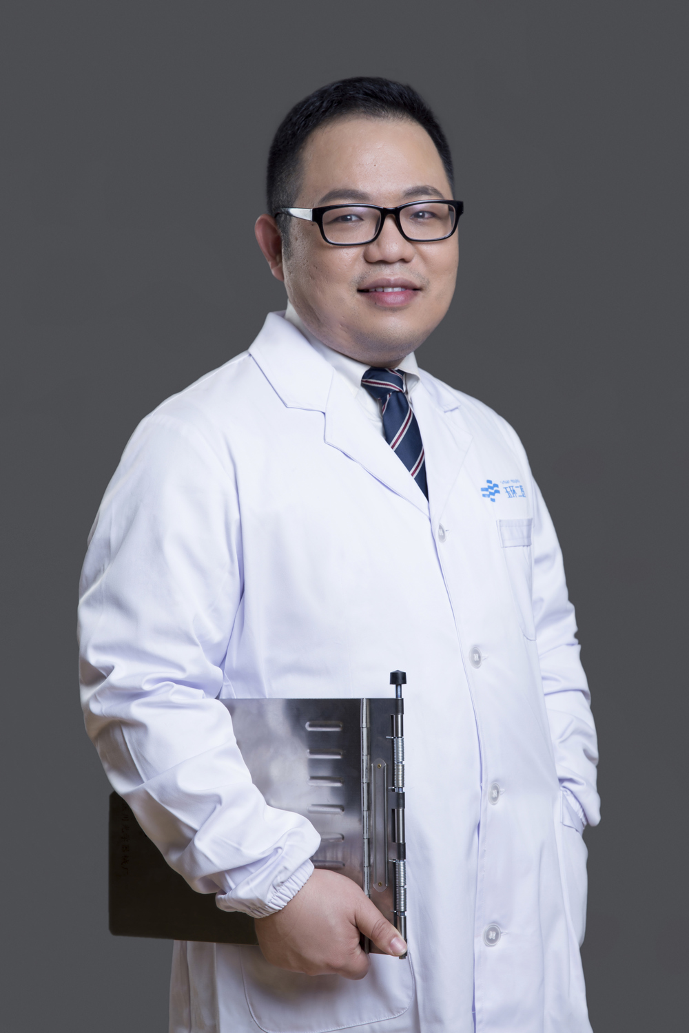 副主任医师 周元喜